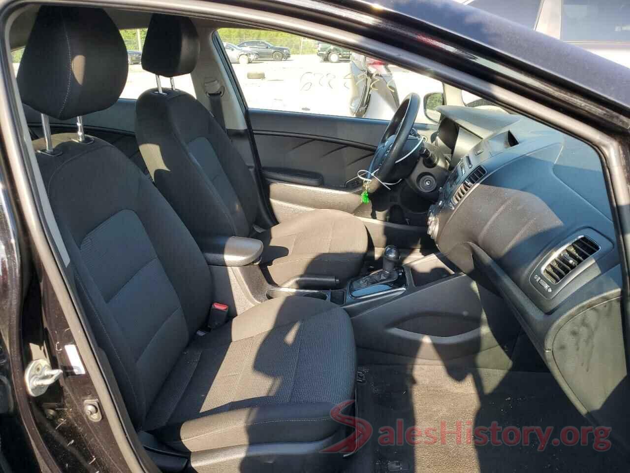 3KPFK4A71JE213930 2018 KIA FORTE