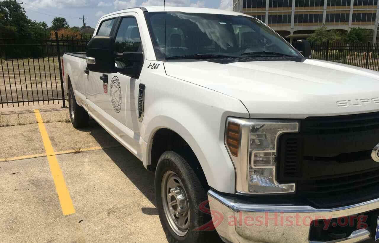 1FT7W2A67JEB19261 2018 FORD F250