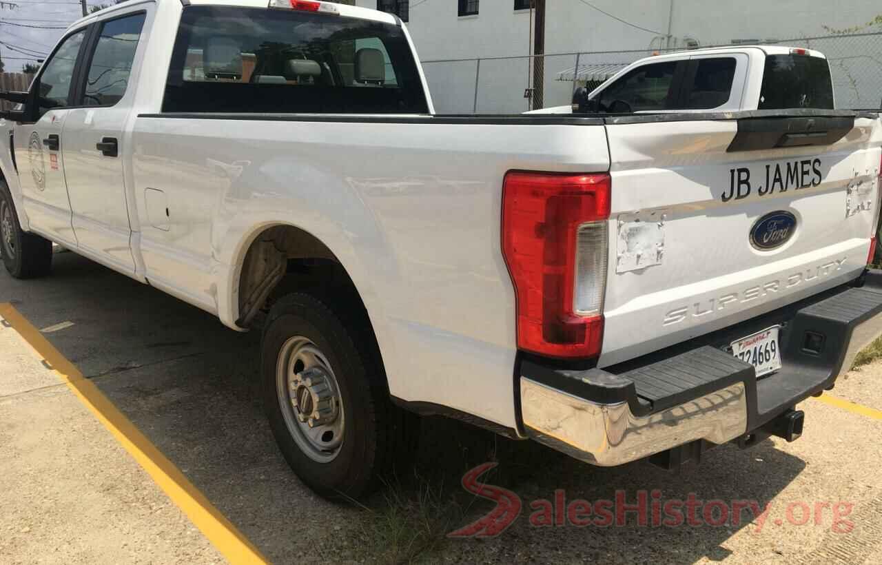 1FT7W2A67JEB19261 2018 FORD F250