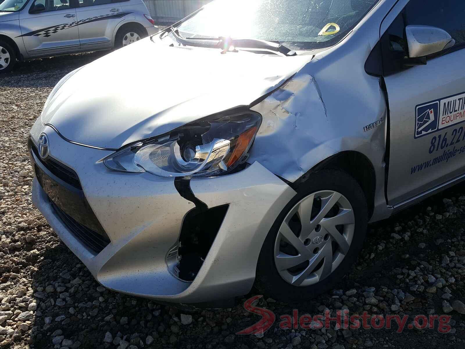 JTDKDTB30F1586238 2015 TOYOTA PRIUS