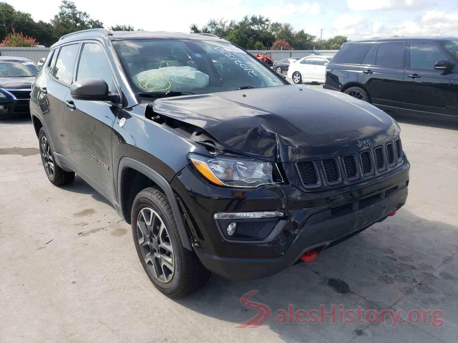 3C4NJDDB4KT665298 2019 JEEP COMPASS