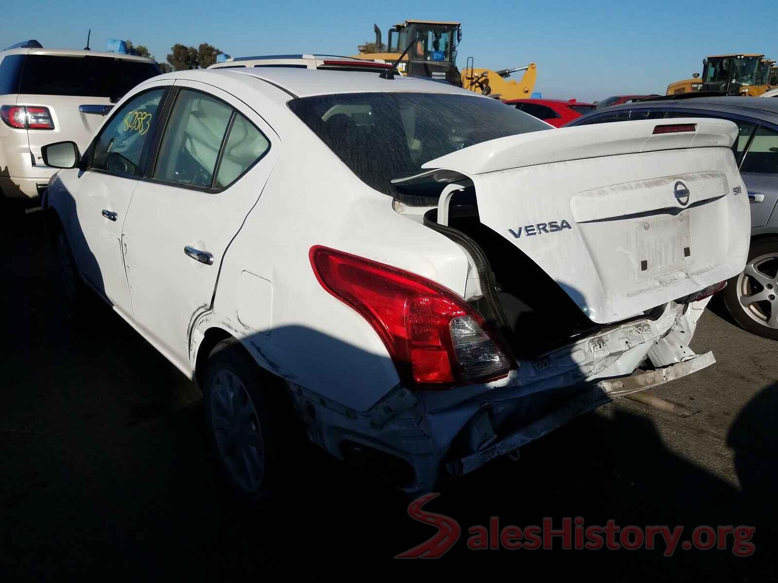 3N1CN7AP7JL872475 2018 NISSAN VERSA