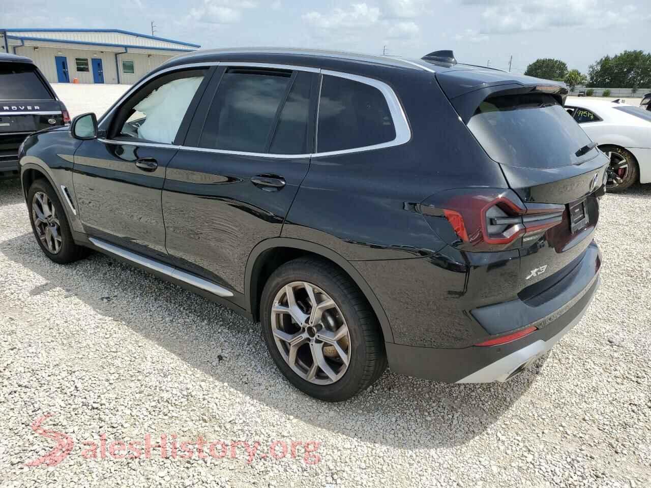 2022 BMW X3 VIN 5UX43DP01N9K81653, right side view