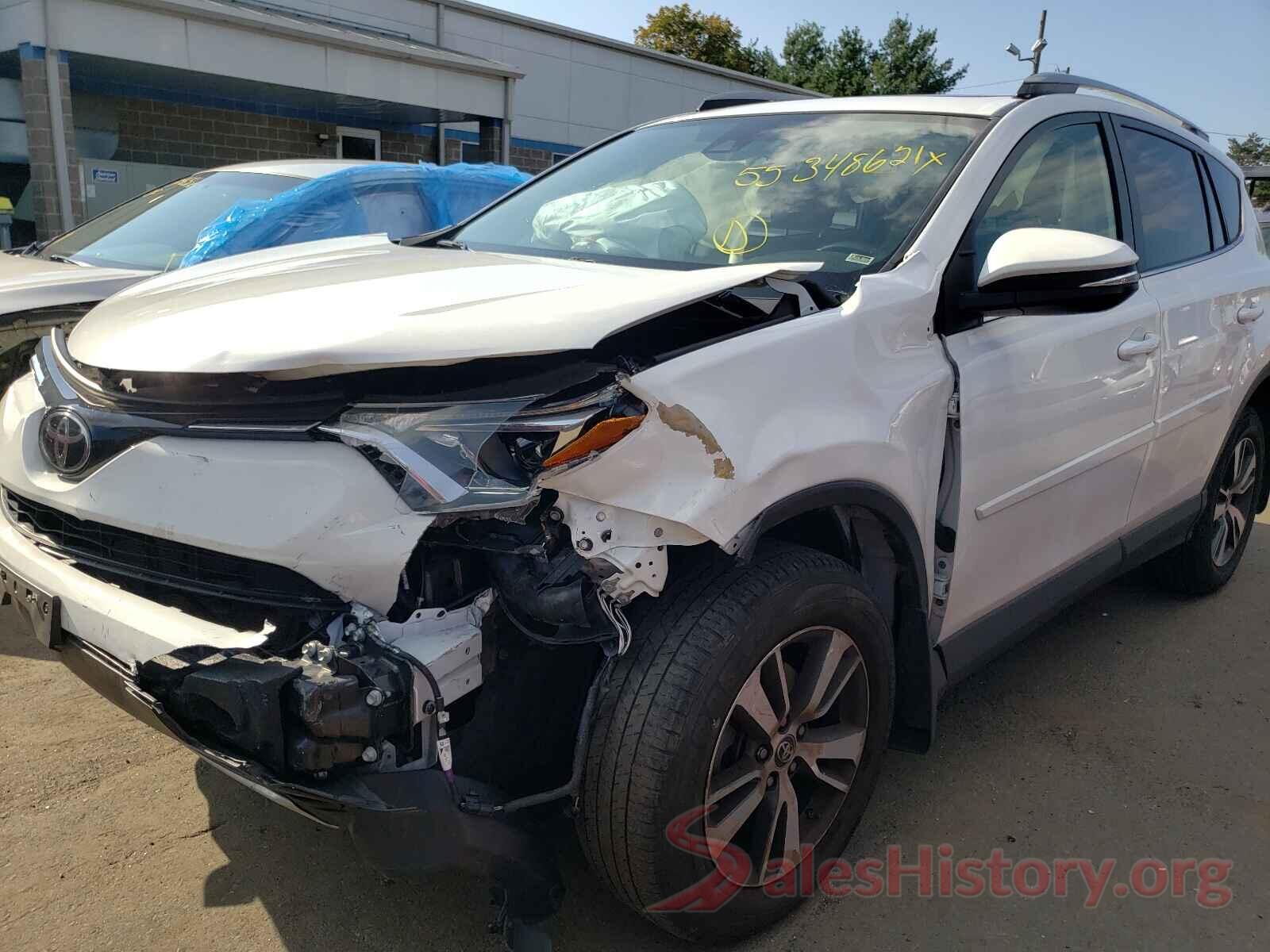 JTMRFREV3HD212166 2017 TOYOTA RAV4