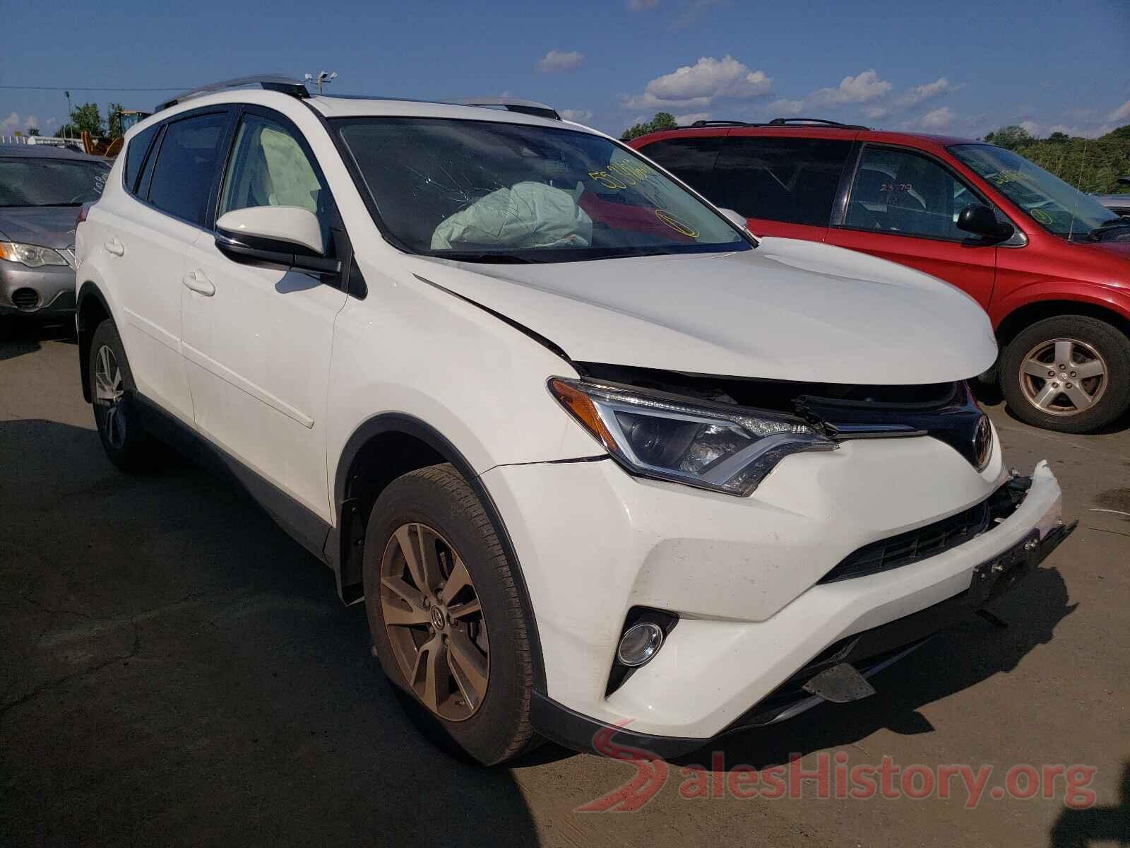 JTMRFREV3HD212166 2017 TOYOTA RAV4