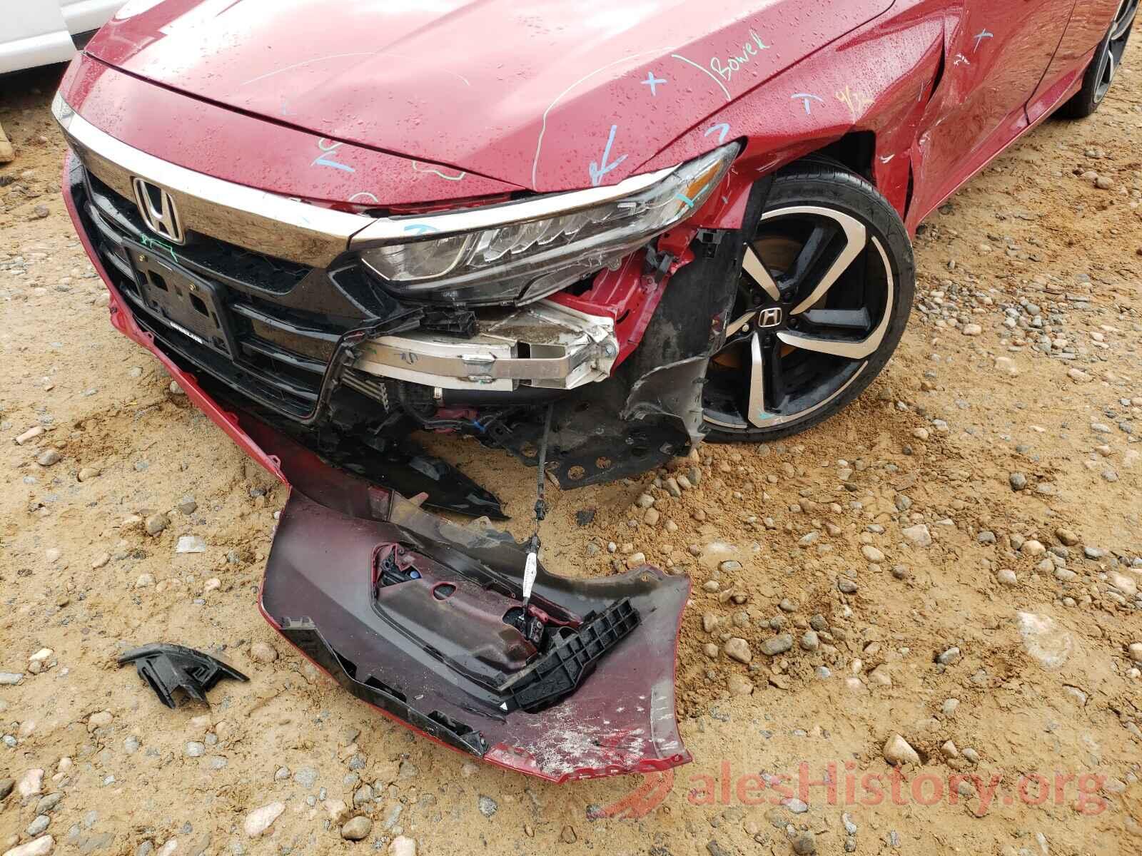 1HGCV1F34JA240218 2018 HONDA ACCORD