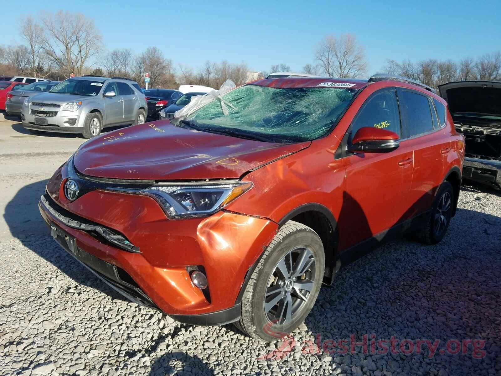 JTMRFREV4GJ096668 2016 TOYOTA RAV4