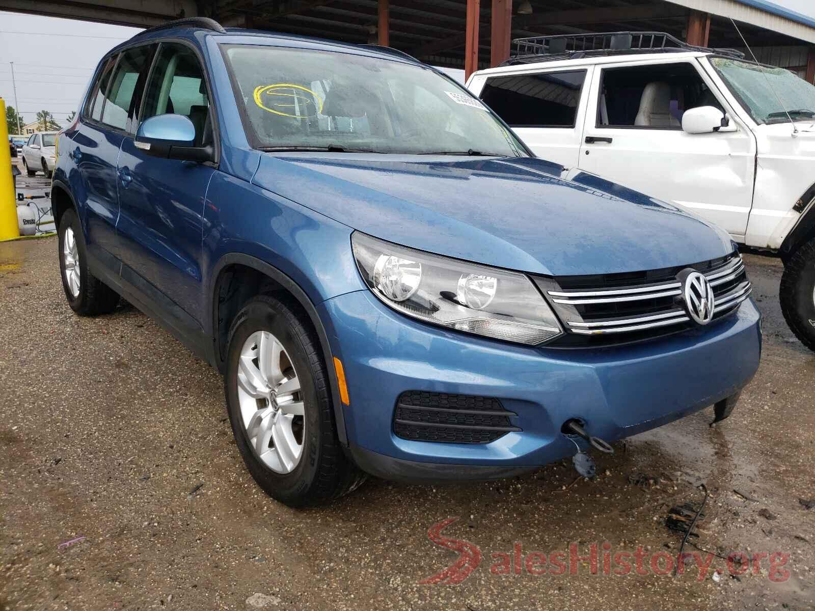 WVGAV7AX7HK037598 2017 VOLKSWAGEN TIGUAN