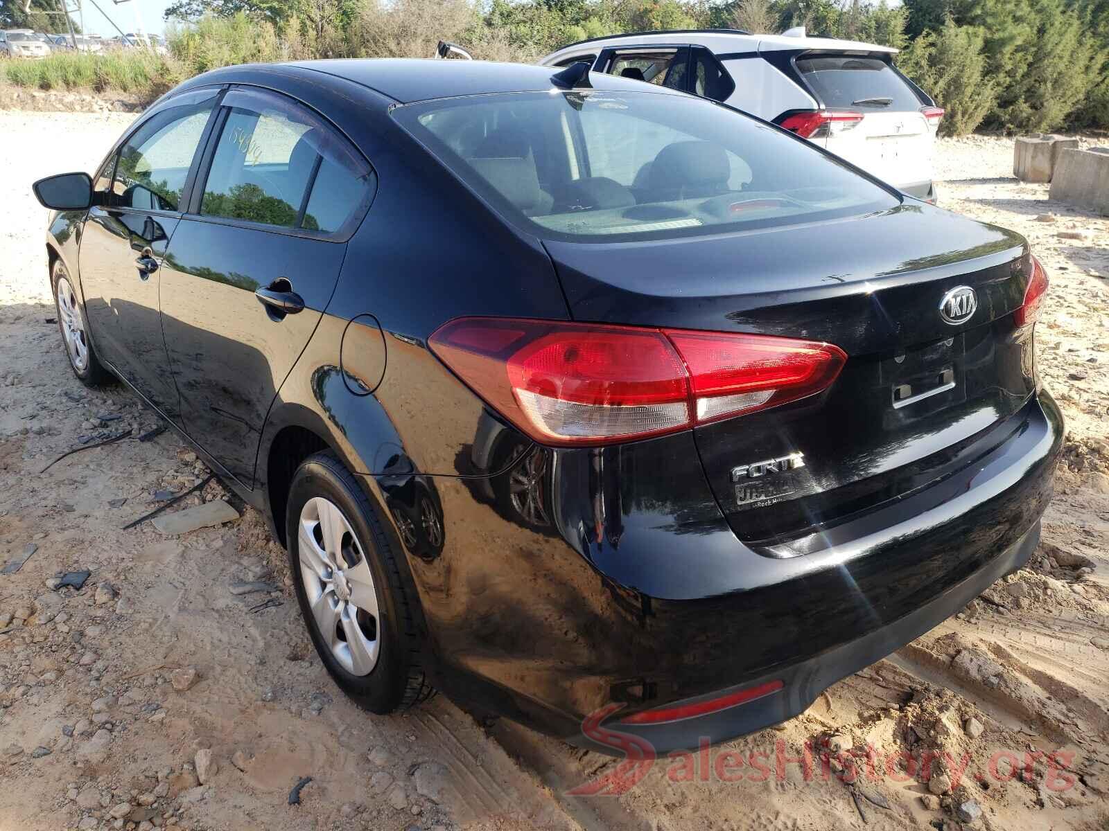 3KPFK4A7XHE145623 2017 KIA FORTE