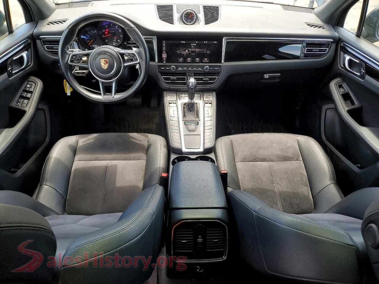 2020 PORSCHE MACAN VIN WP1AA2A59LLB05564, interior dashboard