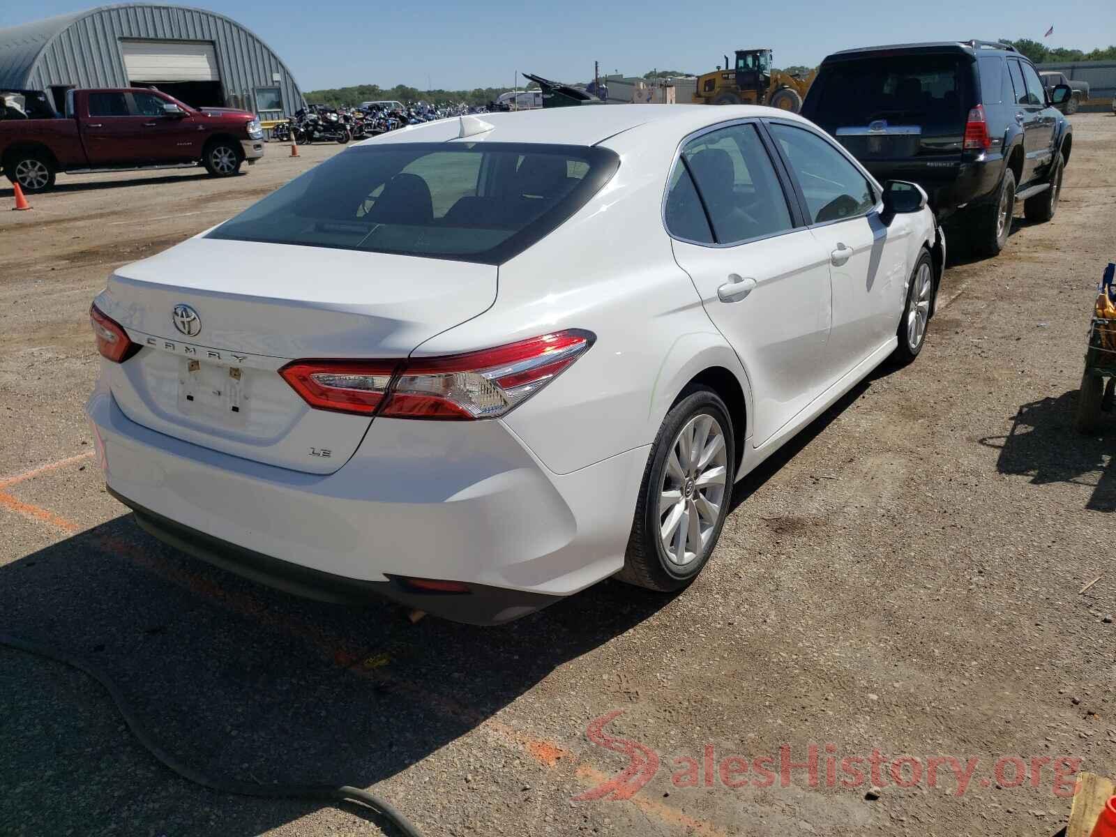 4T1B11HKXKU757545 2019 TOYOTA CAMRY