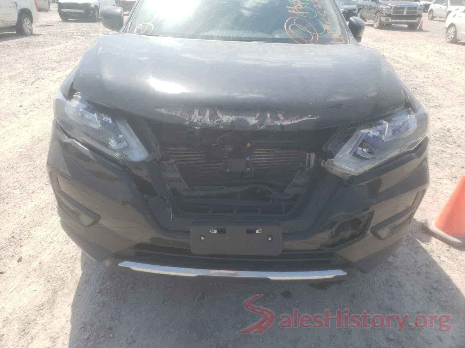 5N1AT2MT4JC767812 2018 NISSAN ROGUE