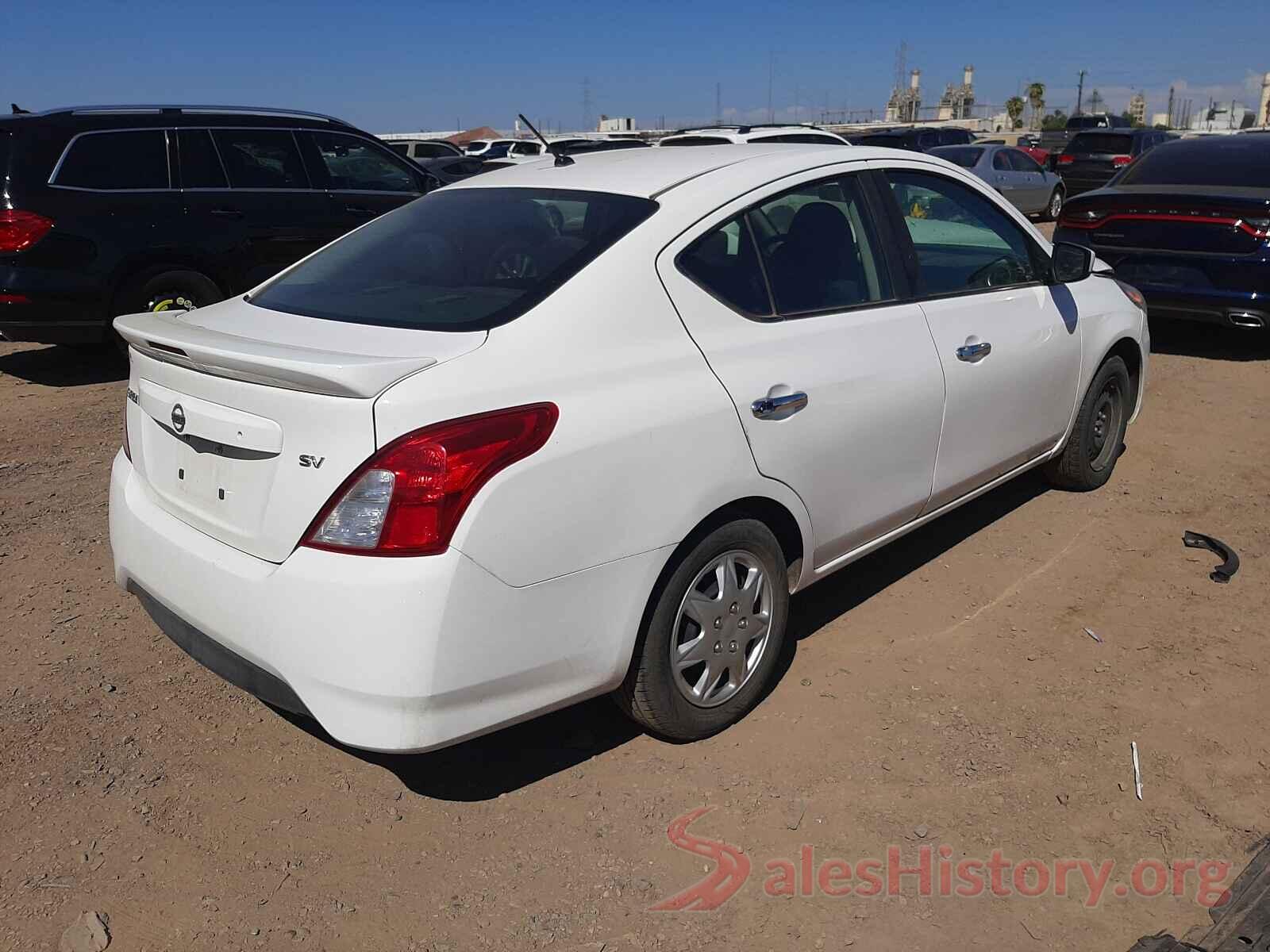 3N1CN7AP0HL815772 2017 NISSAN VERSA