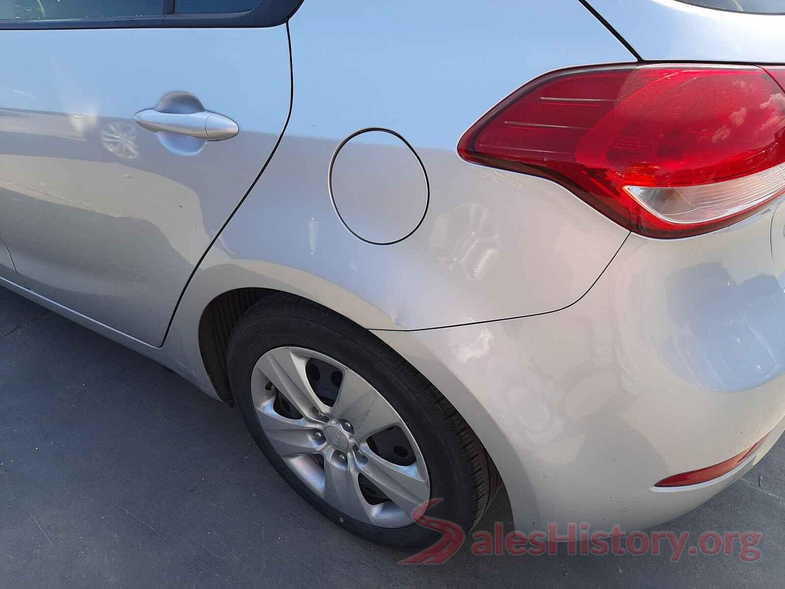 KNAFK5A89G5583250 2016 KIA FORTE