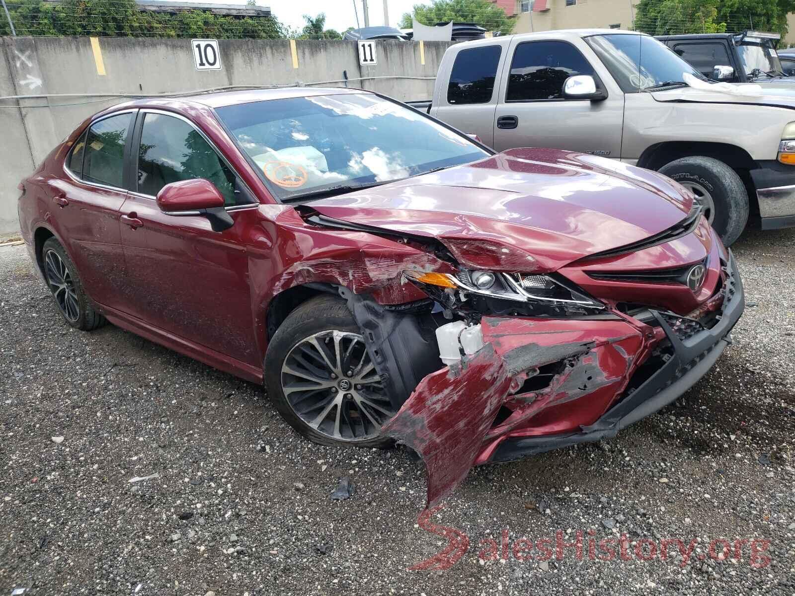 4T1B11HK7JU539836 2018 TOYOTA CAMRY