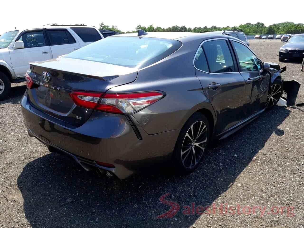 4T1B11HK2KU232575 2019 TOYOTA CAMRY