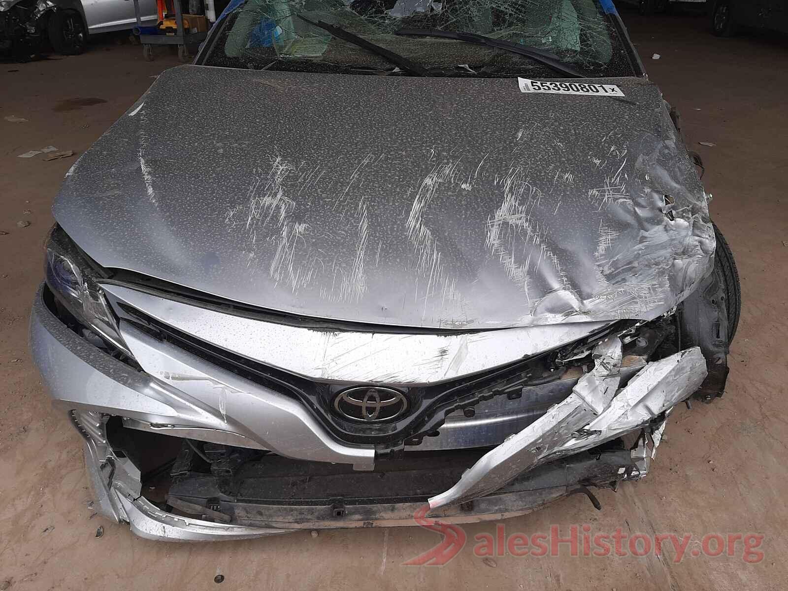 4T1B11HK1JU533630 2018 TOYOTA CAMRY