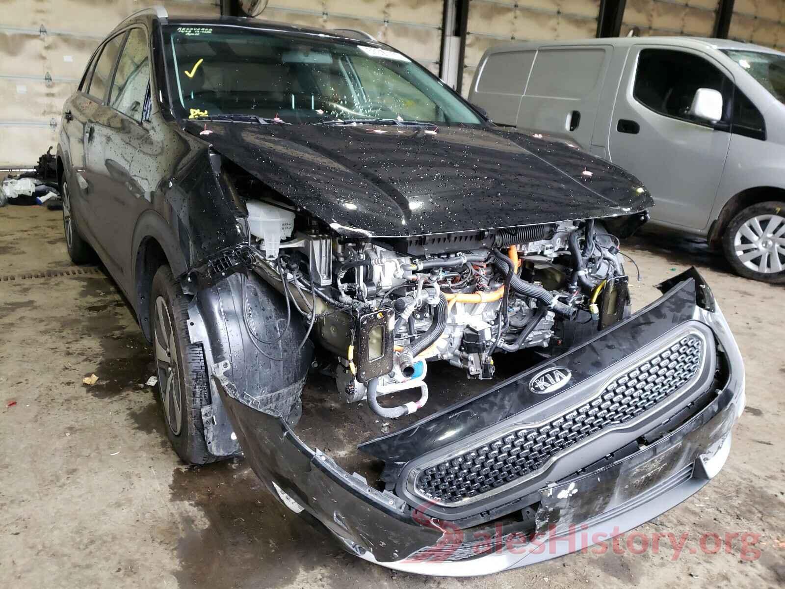 KNDCB3LC5K5324288 2019 KIA NIRO