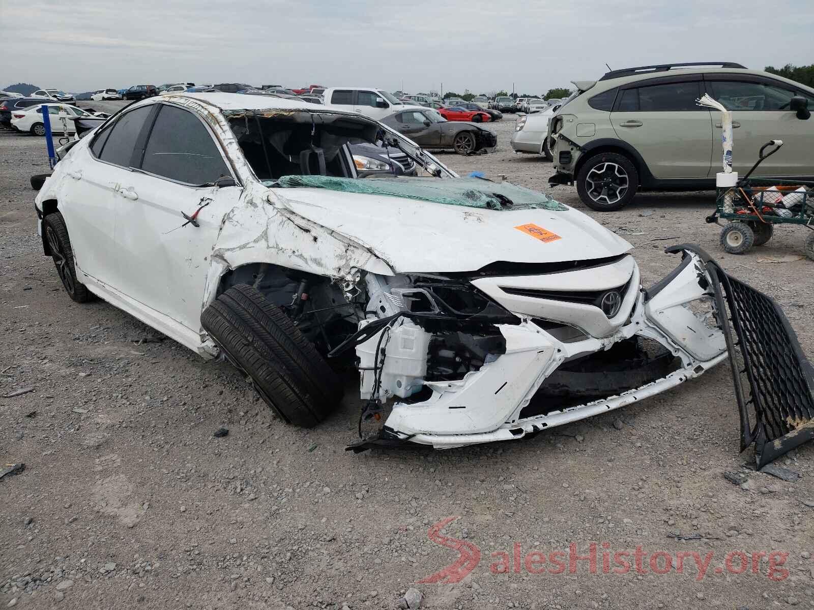 4T1G11AK7MU563557 2021 TOYOTA CAMRY