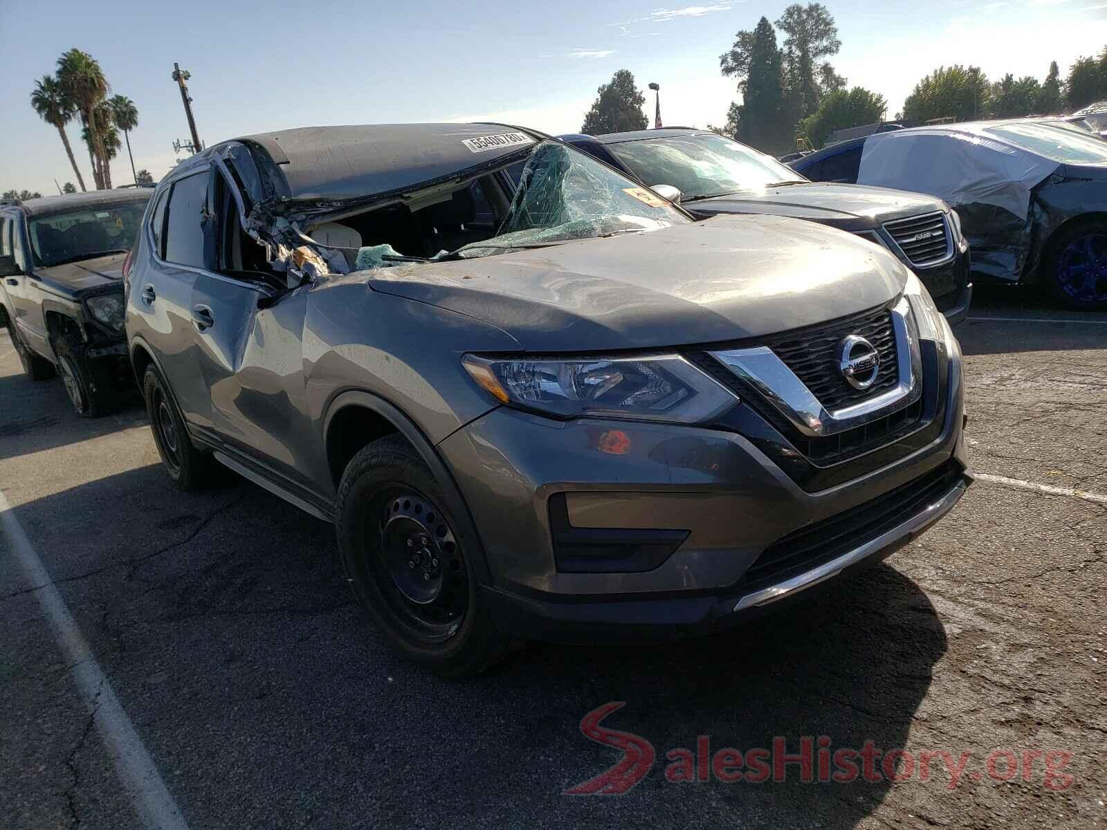 KNMAT2MV2HP556228 2017 NISSAN ROGUE