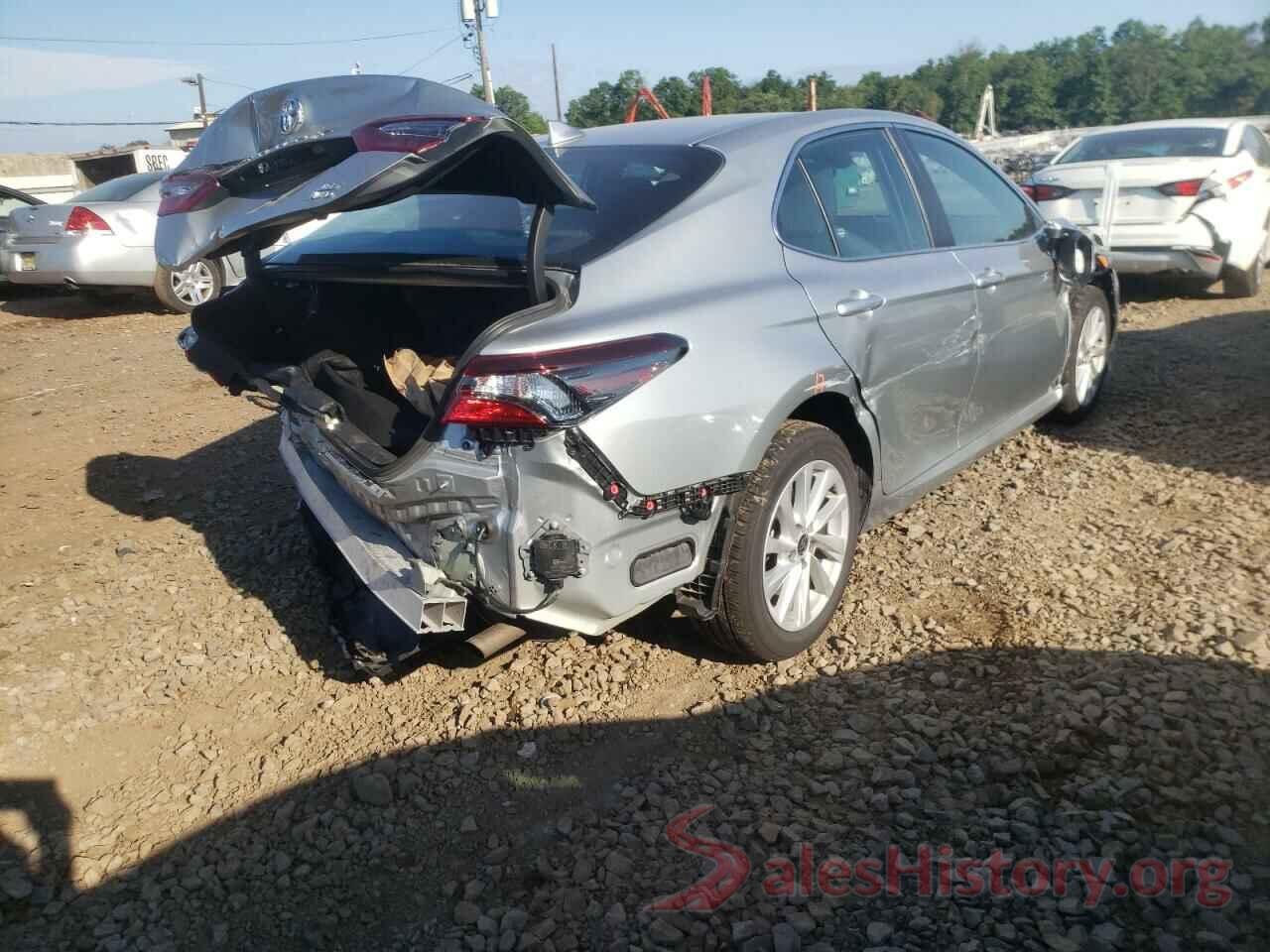 4T1C11BK4NU053357 2022 TOYOTA CAMRY