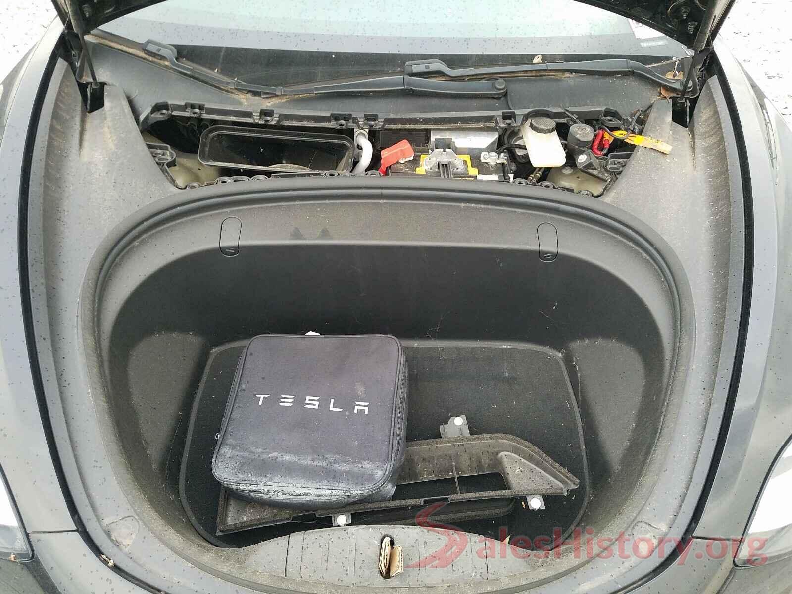 5YJ3E1EA7JF165519 2018 TESLA MODEL 3