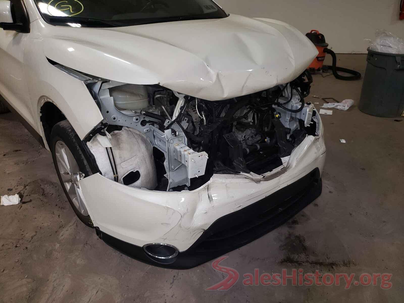 JN1BJ1CR6HW116398 2017 NISSAN ROGUE