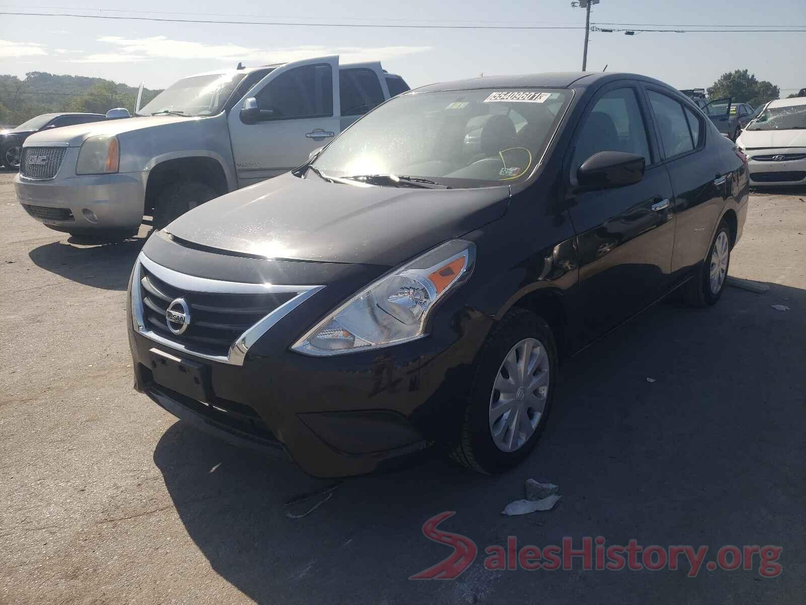 3N1CN7AP6KL863137 2019 NISSAN VERSA