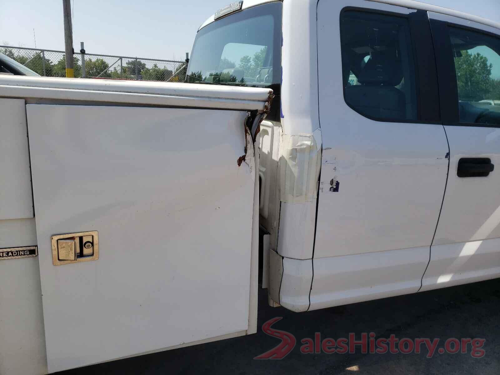 1FD8X3E68HEB66595 2017 FORD F350