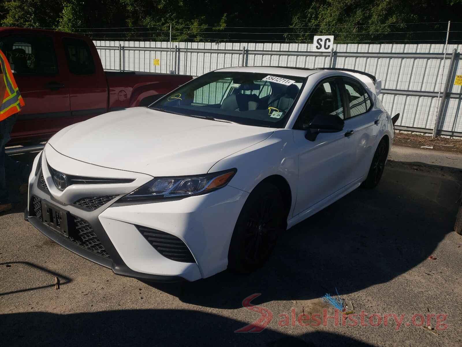 4T1B11HK2KU270775 2019 TOYOTA CAMRY