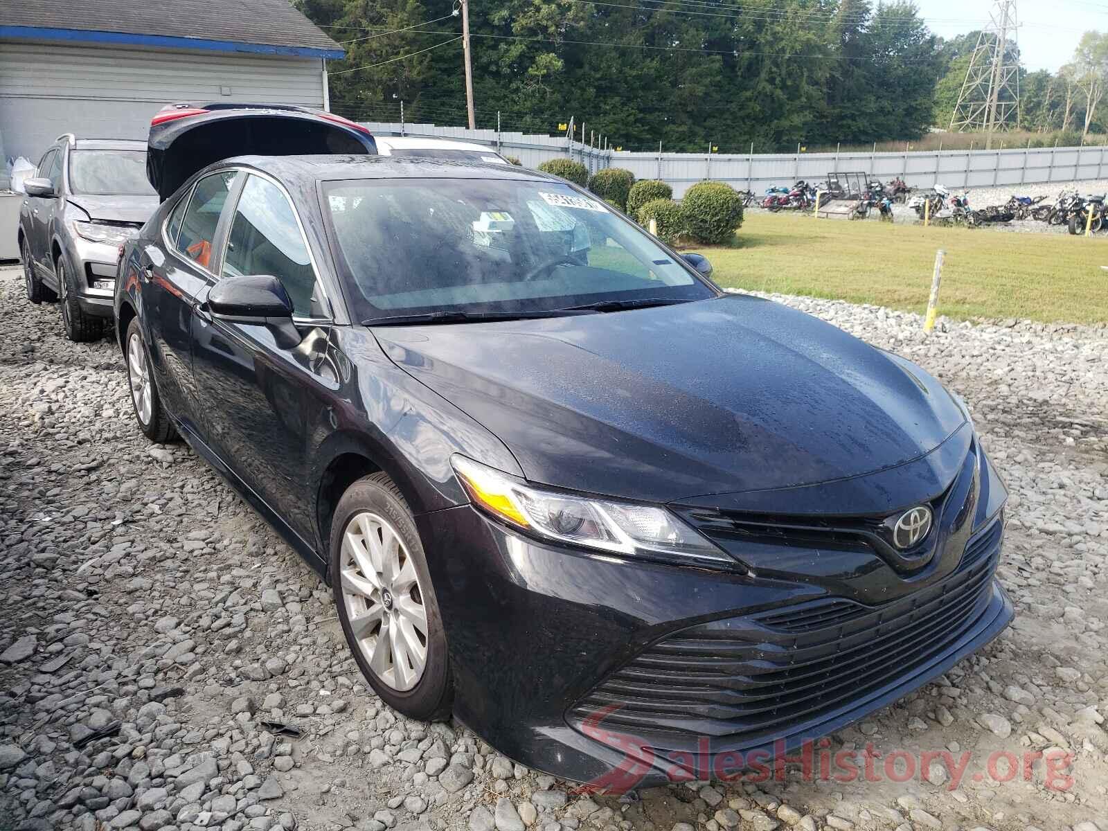 4T1B11HK3KU768404 2019 TOYOTA CAMRY