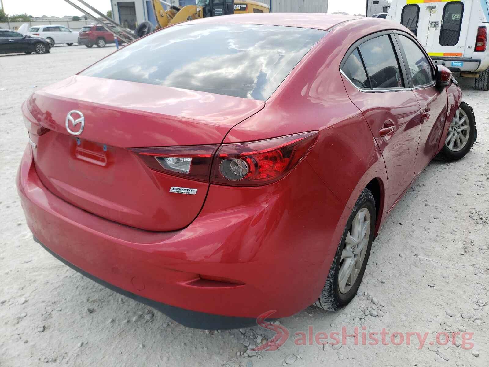 3MZBN1U74JM180473 2018 MAZDA 3