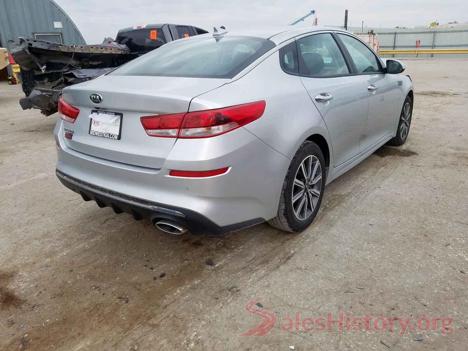 5XXGT4L32KG358611 2019 KIA OPTIMA