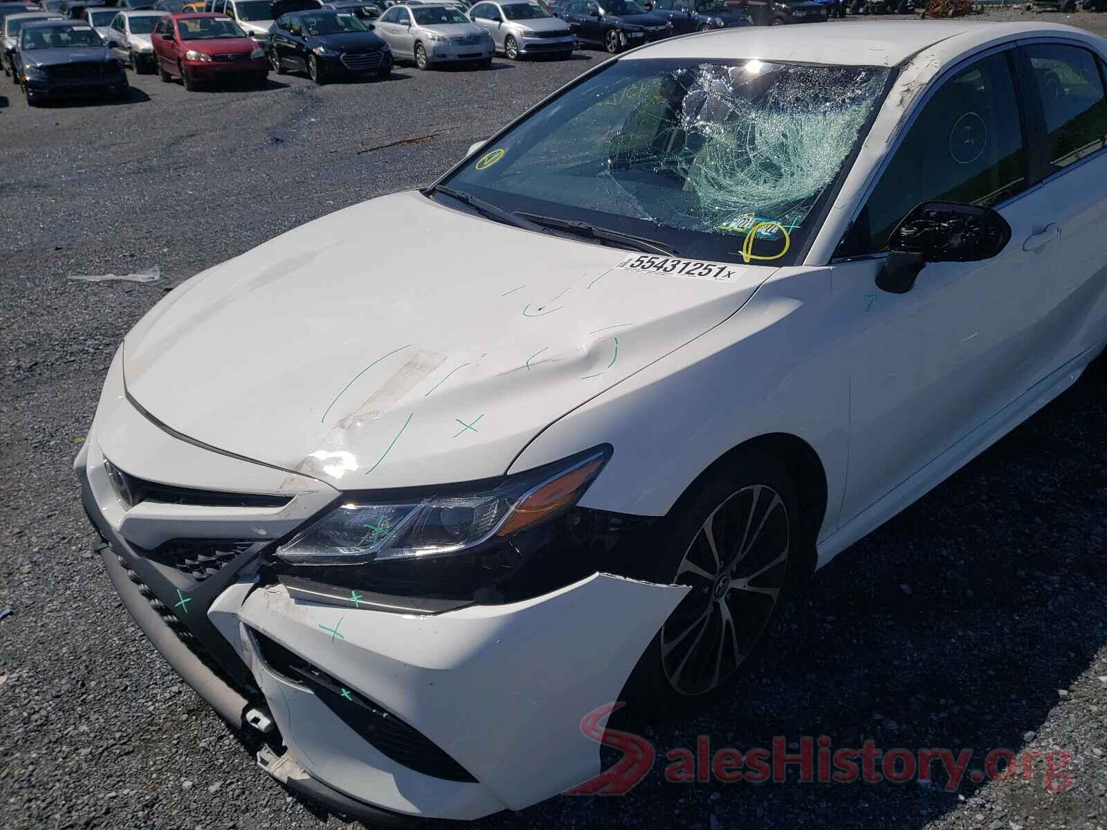 JTNB11HK8J3007615 2018 TOYOTA CAMRY