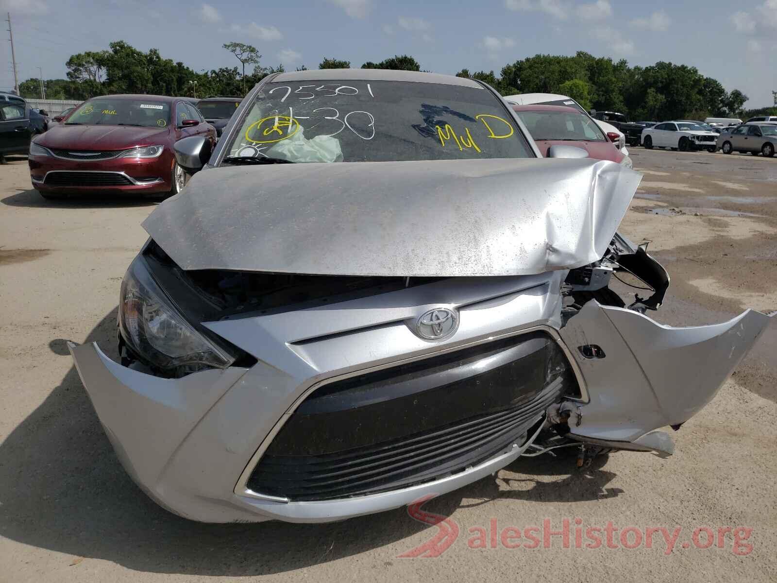 3MYDLBYV9JY306577 2018 TOYOTA YARIS