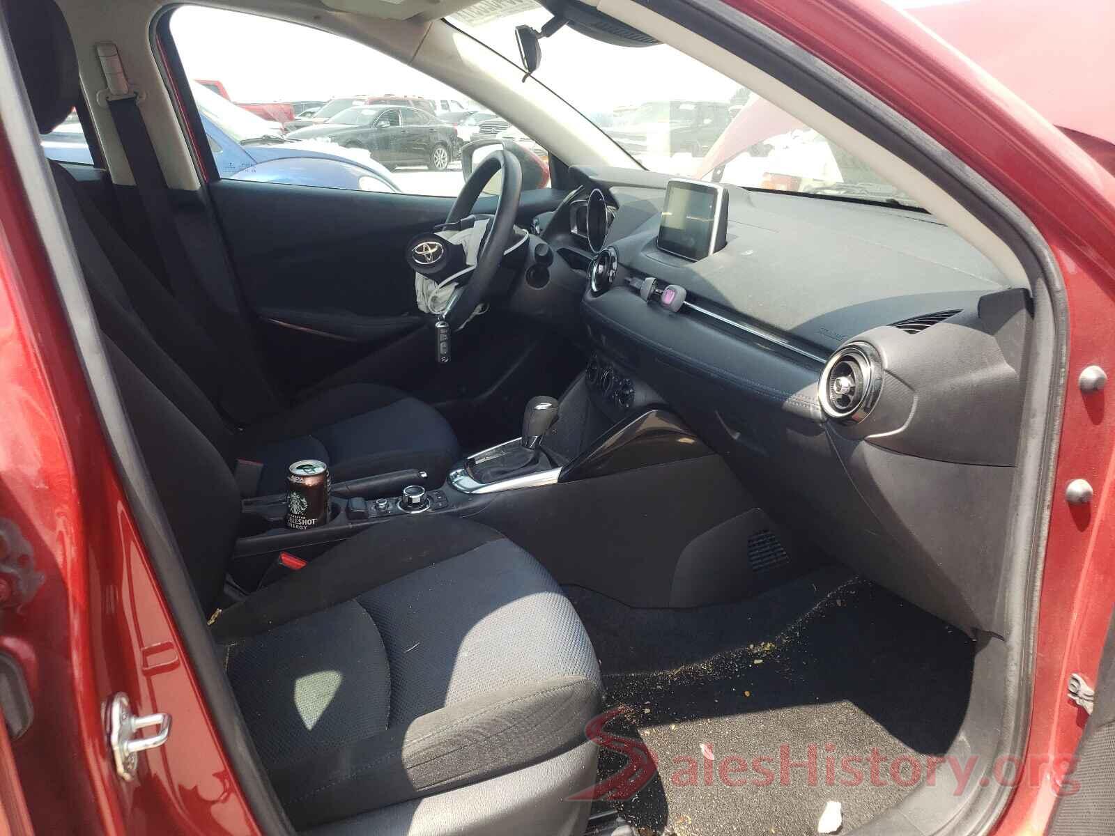 3MYDLBYV1JY308260 2018 TOYOTA YARIS