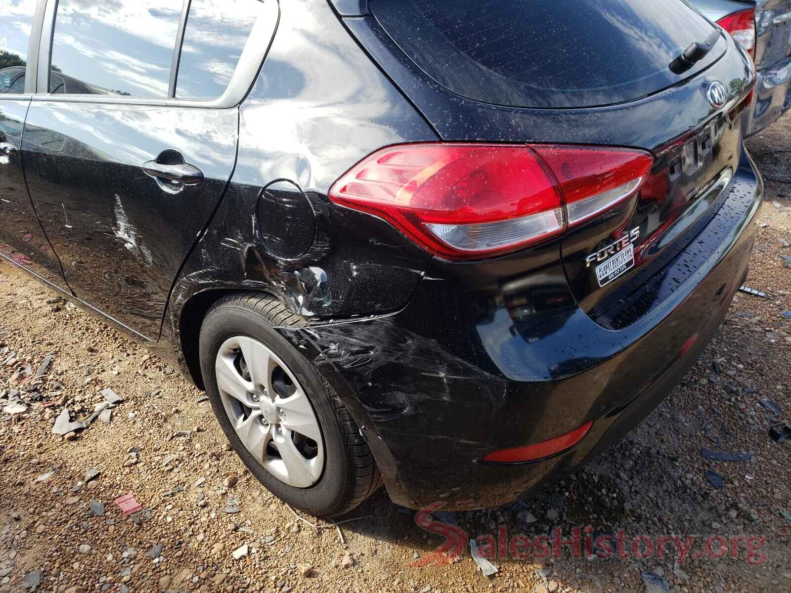 KNAFK5A89H5668123 2017 KIA FORTE