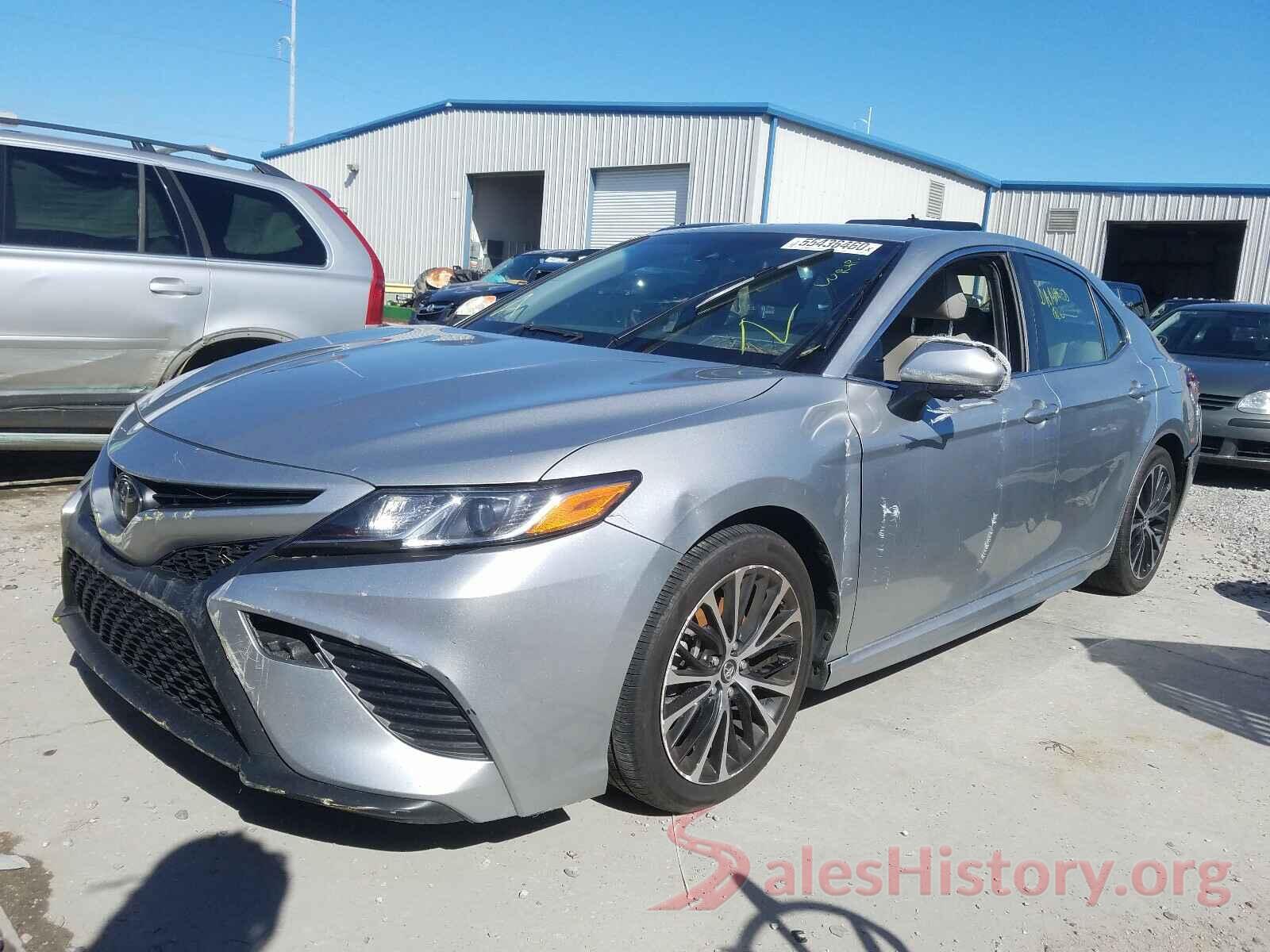 JTNB11HK5J3045948 2018 TOYOTA CAMRY