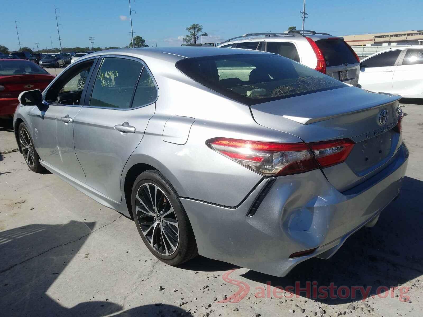 JTNB11HK5J3045948 2018 TOYOTA CAMRY