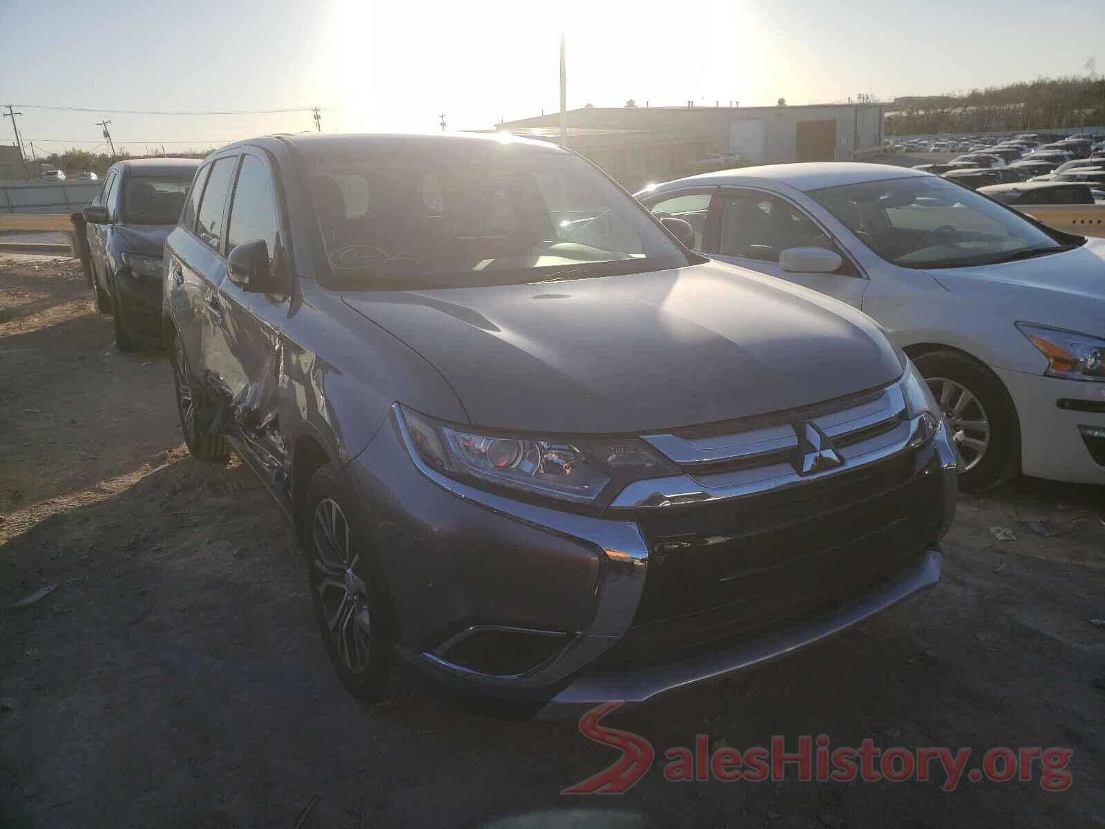 JA4AD2A38JJ004476 2018 MITSUBISHI OUTLANDER