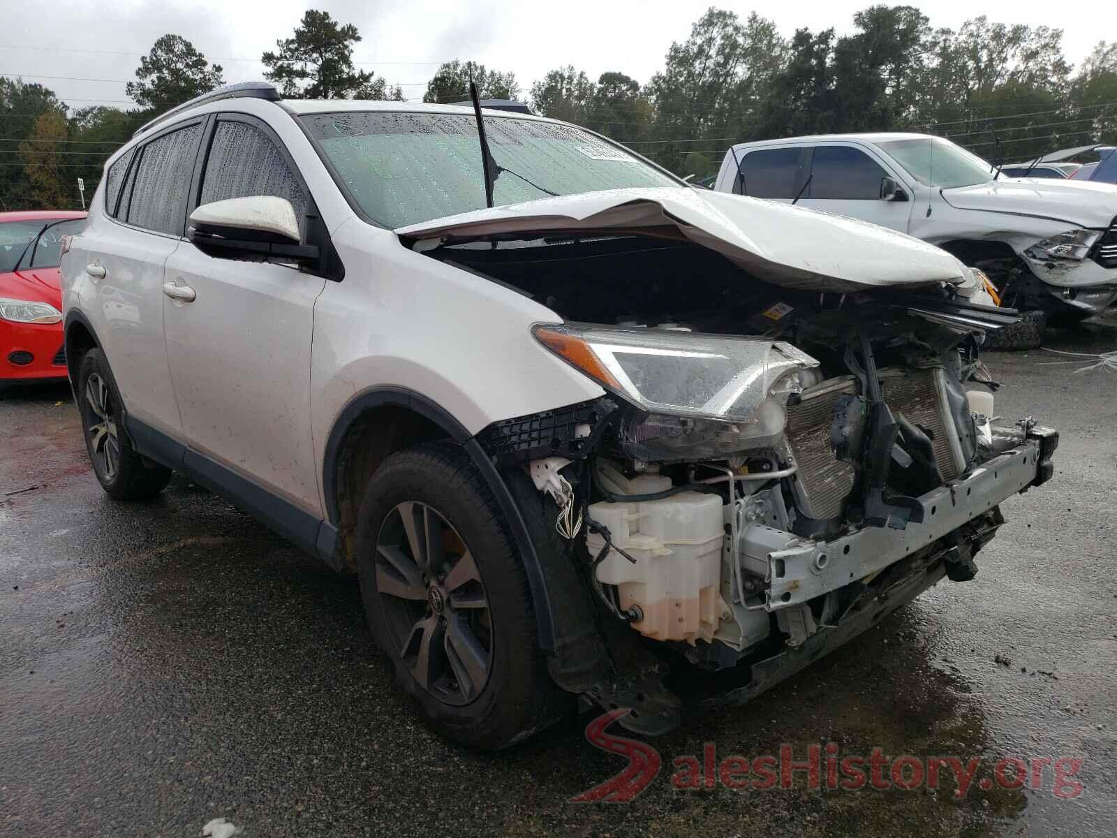 JTMRFREV2HJ710327 2017 TOYOTA RAV4