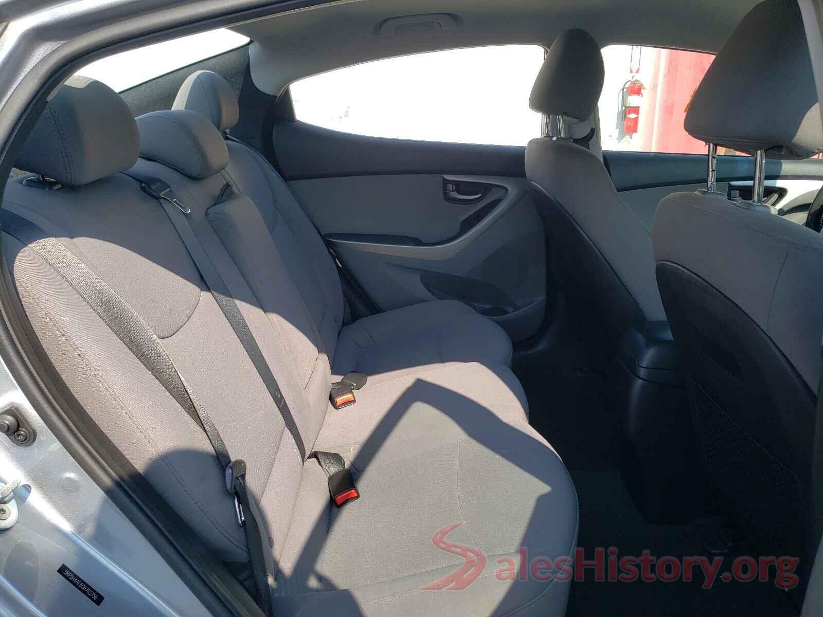 5NPDH4AE6GH703756 2016 HYUNDAI ELANTRA