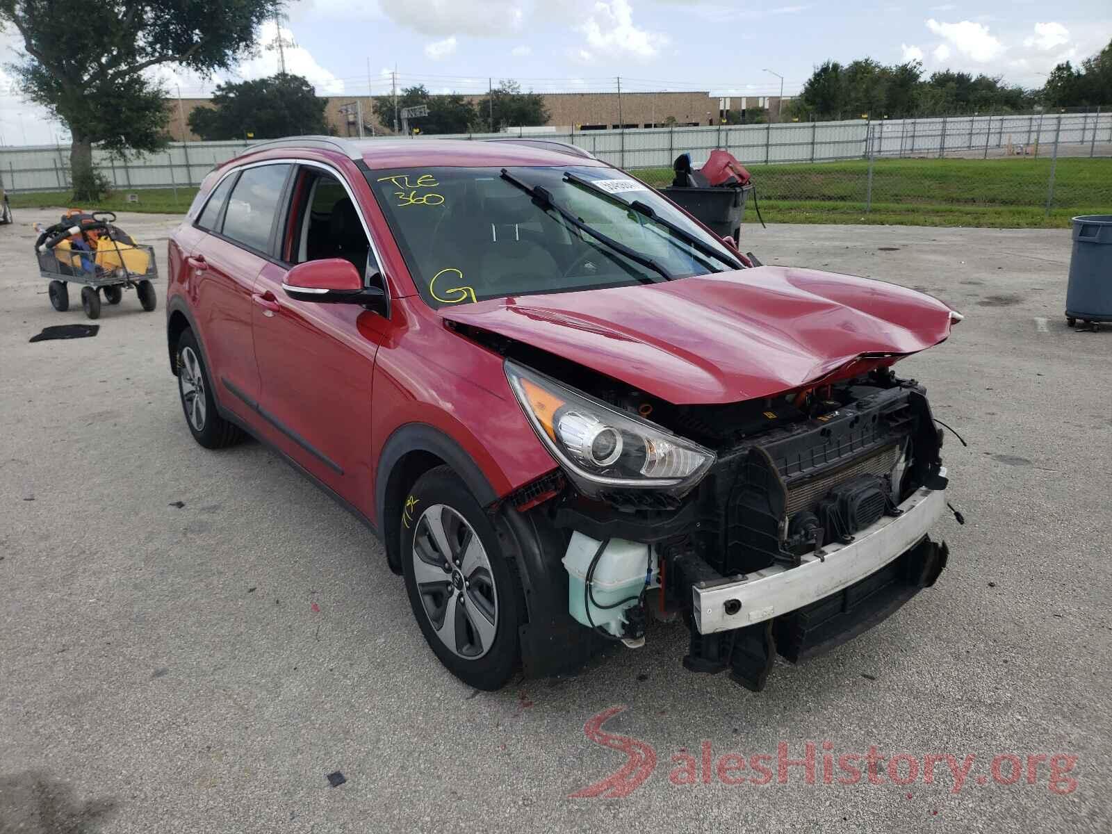 KNDCC3LC3H5071798 2017 KIA NIRO