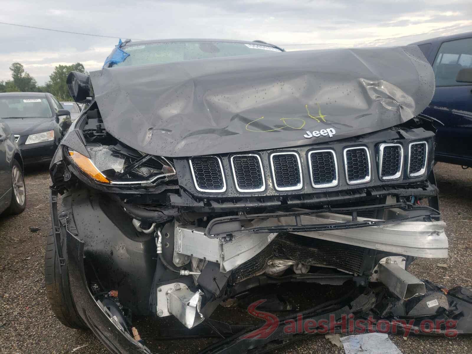 3C4NJCCB2KT676330 2019 JEEP COMPASS