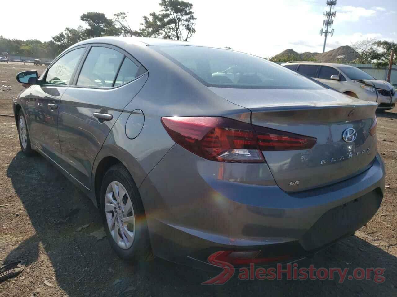 5NPD74LF2KH484666 2019 HYUNDAI ELANTRA