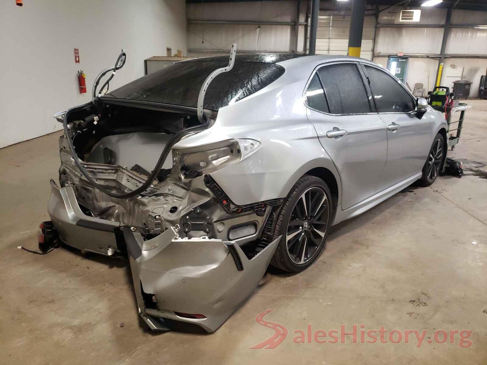 4T1B61HKXJU147273 2018 TOYOTA CAMRY