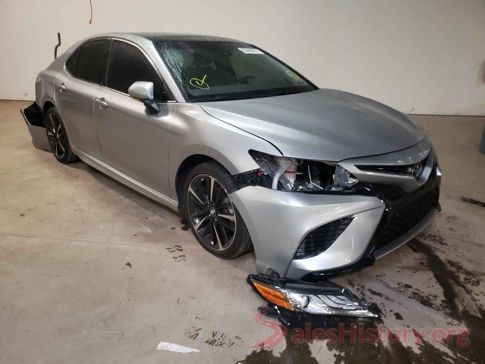 4T1B61HKXJU147273 2018 TOYOTA CAMRY