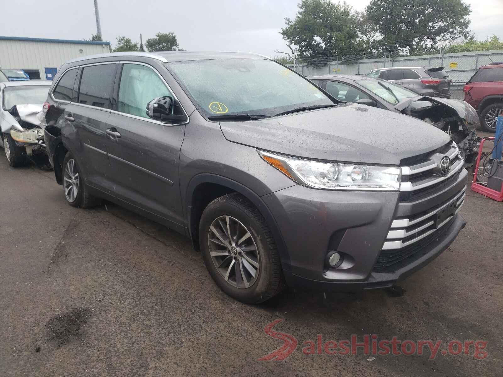 5TDJZRFH2KS619792 2019 TOYOTA HIGHLANDER