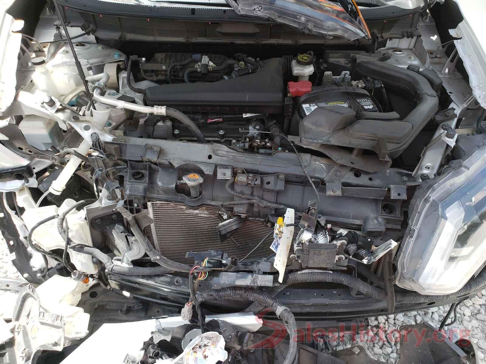 KNMAT2MT1JP569377 2018 NISSAN ROGUE