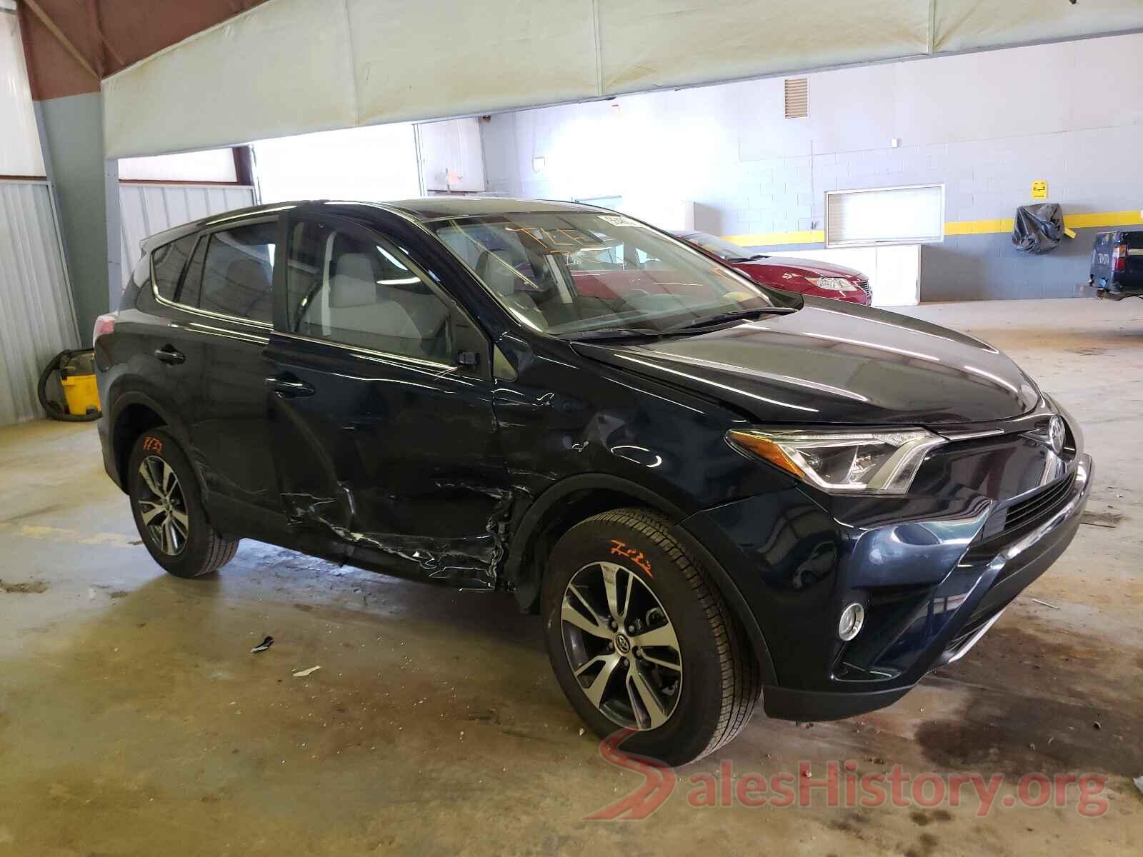 JTMWFREV3JJ752806 2018 TOYOTA RAV4